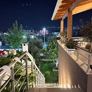 Гостевой дом Maison, Влёра